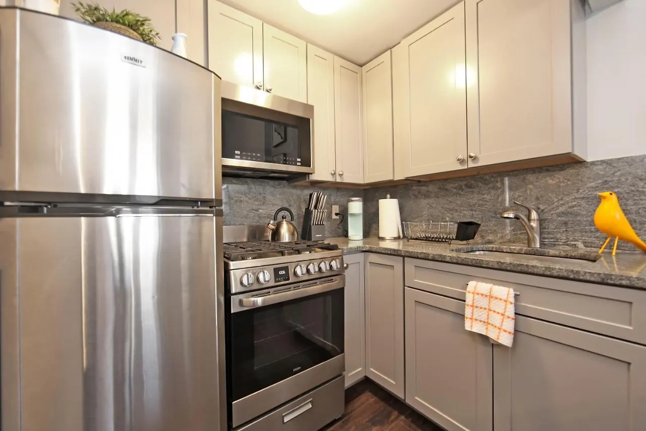Apartment Serenity Park Slope - Entire Brownstone Apt. New York United States